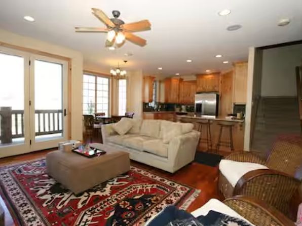 3018 W Canyon Links Dr