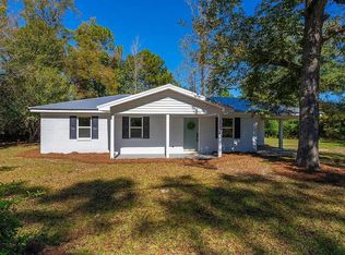449 McCranie Ave E, Willacoochee, GA 31650