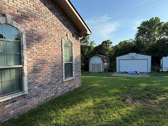 4th image of 19559 County Road 1533 Loop