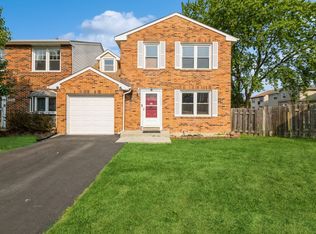 1330 Pennsboro Ct, Carol Stream, IL 60188