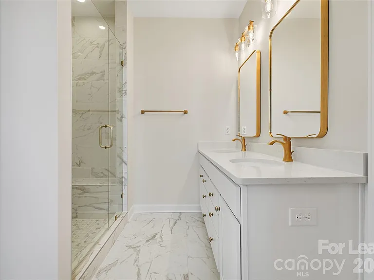 1018 Stone Marker Dr — Photo 17