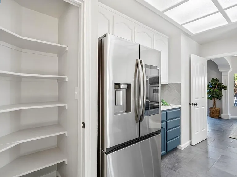 5 Stuart Pl — Photo 15