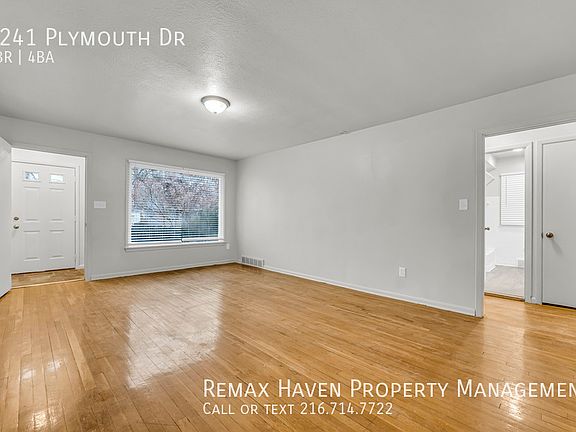3rd image of 4241 Plymouth Dr