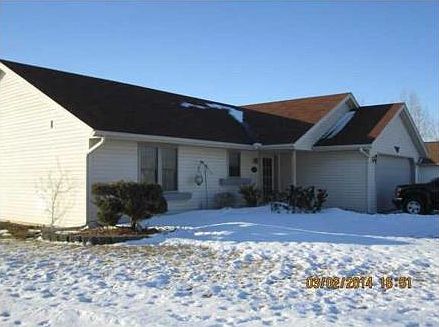 4th image of 330 Gary Dr