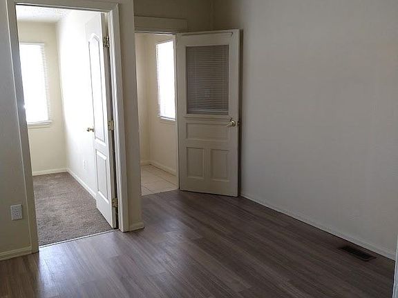 2nd image of 1007 W 12th St