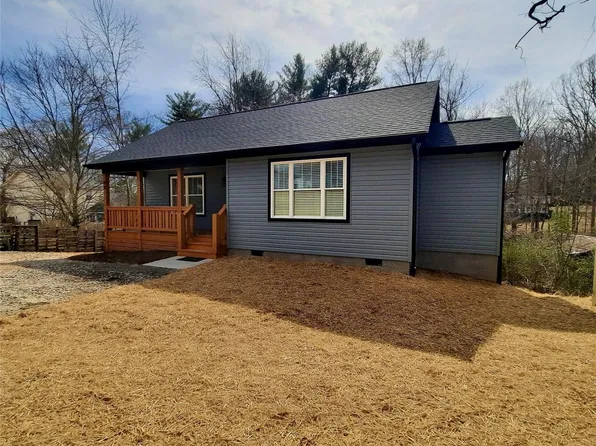 48 English Rd, Candler, NC 28715