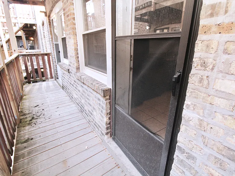 1350 W Argyle St #2N — Photo 9