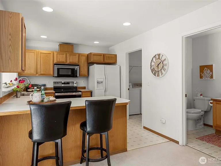 11003 Pansy Pl NW — Photo 10
