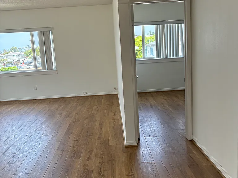 225 Avenida Granada #2 — Photo 17