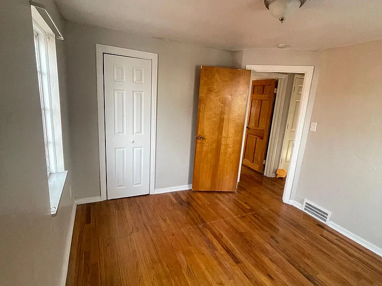 20301 Crystal Ave #2 — Photo 7