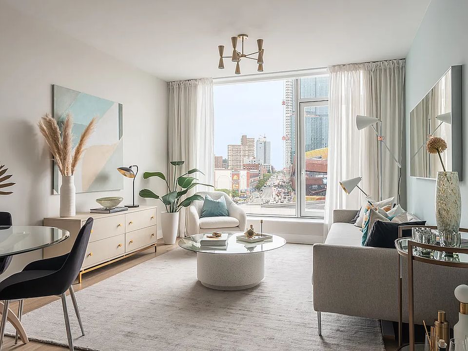 1st image of 561 Pacific St #507