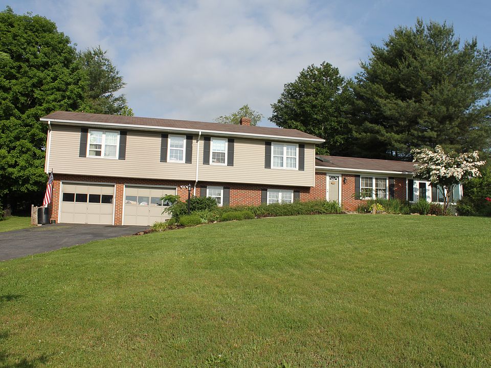 1st image of 43 Mooreland Blvd