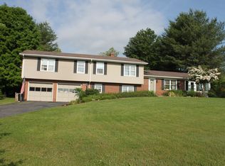 43 Mooreland Blvd, Lexington, VA 24450