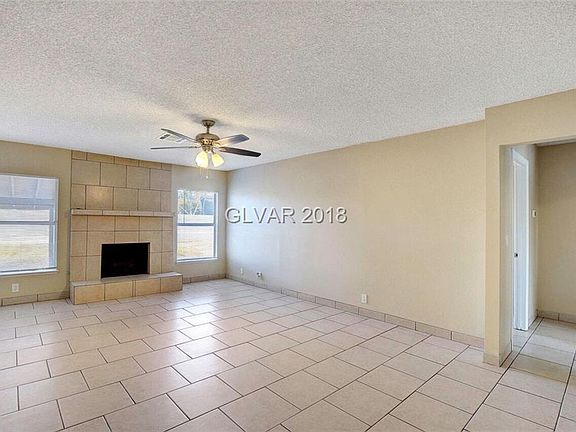 3rd image of 6120 Mountain Pine Dr