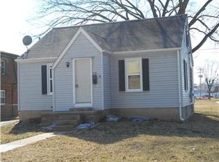 649 Portis St, Ste Genevieve, MO 63670