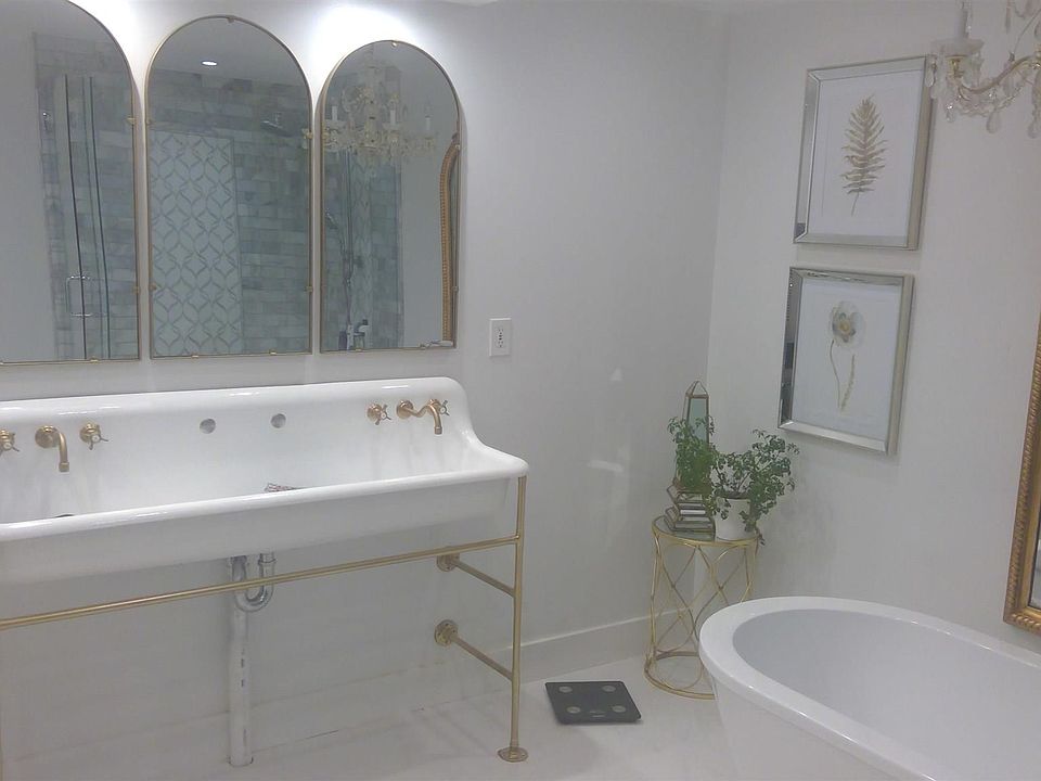 1st image of 806 Lake Mist Dr #107