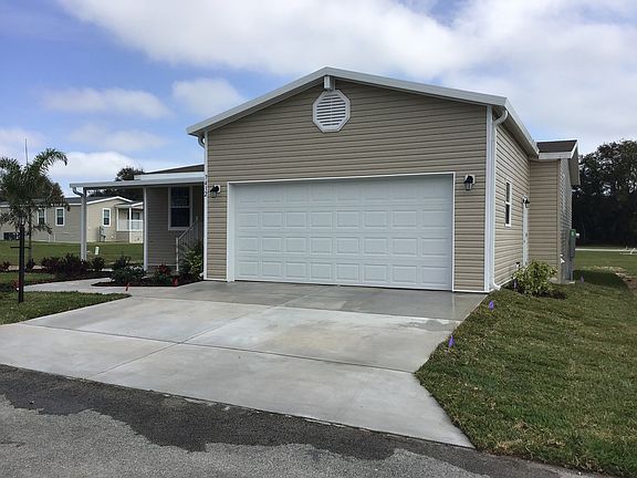 3rd image of 7412 Flowering Tree Cir #269