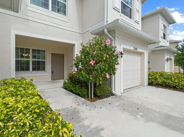 2540 NW Treviso Circle, Port St Lucie, FL 34986