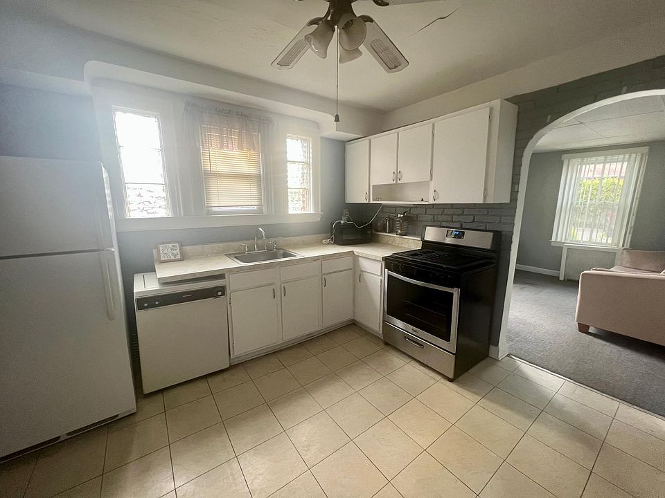 1st image of 464 Fulton St #B