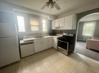 464 Fulton St #B, Farmingdale, NY 11735