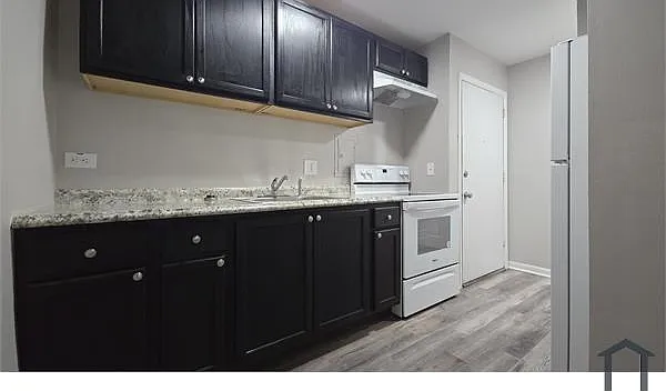 Studio, 600 sqft, $995 — Photo 1