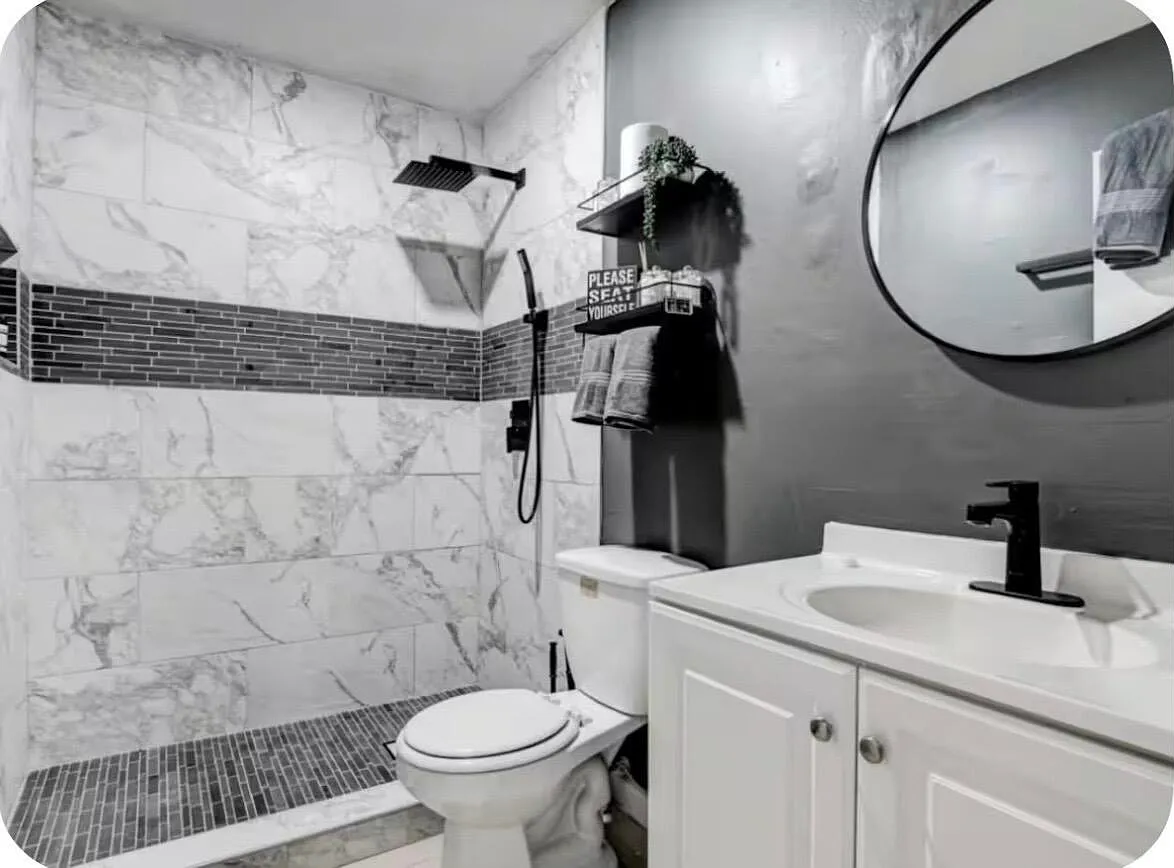 2 bed, 1.0 bath, 3019 sqft, $2,400 — Photo 1