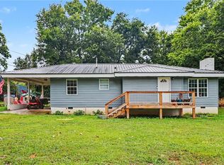 55 W Rocky St NE, White, GA 30184