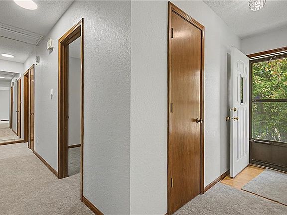 3rd image of 1100 NE 8th St