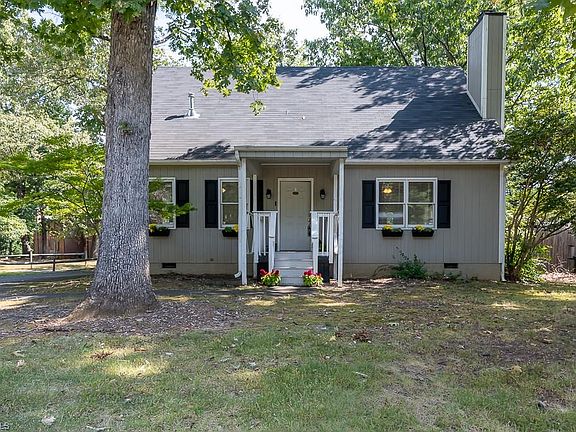2nd image of 1349 Brookwood Dr