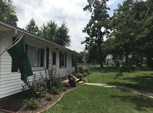 4 Hollywood Dr, O'Fallon, MO 63366