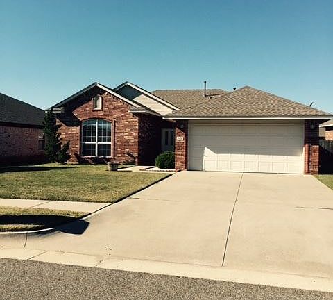 3rd image of 2401 Augusta Dr