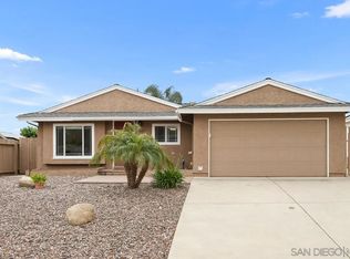 10025 Pinewood Vw, Santee, CA 92071