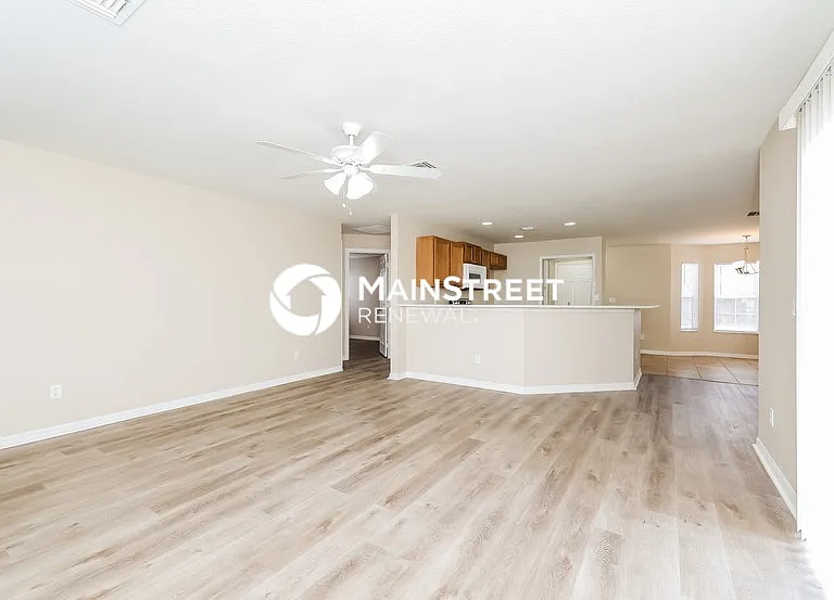 480 Danube Dr — Photo 4