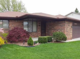 51600 Salvatori Dr, Chesterfield, MI