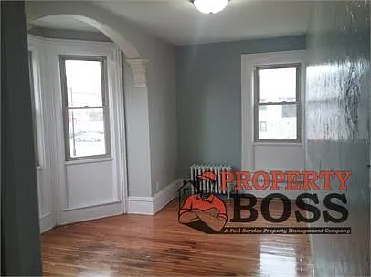 802 Pine St — Photo 2