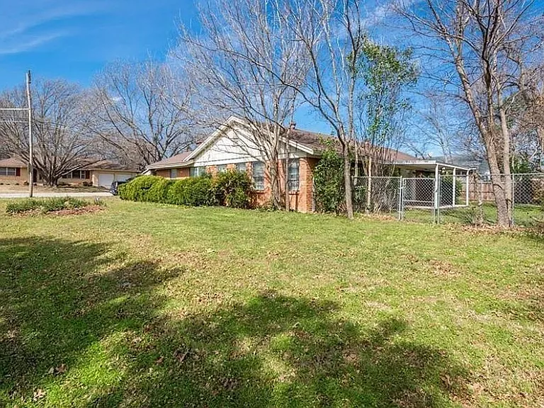 5109 Cockrell Ave — Photo 4