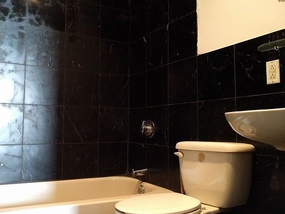 5th image of 94 3rd Ave #3J