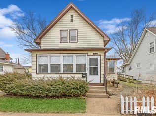 2717 Pershing Blvd, Clinton, IA 52732