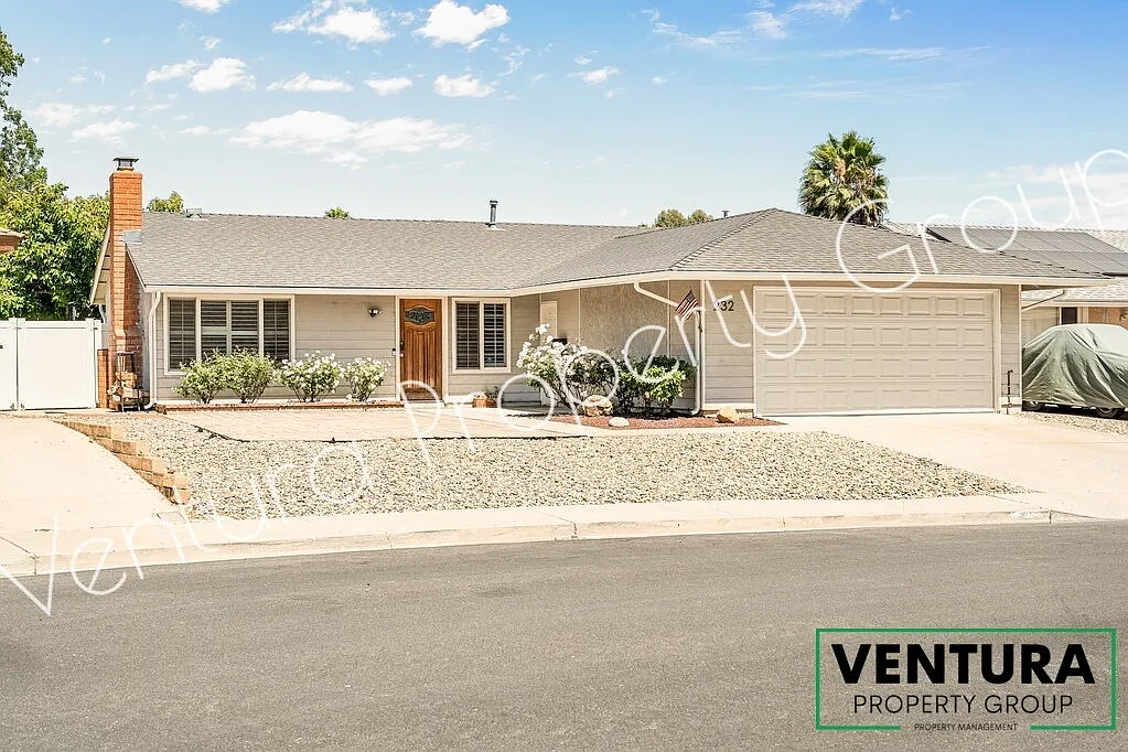 4 bed, 2.0 bath, 1232 sqft, $3,400 — Photo 1