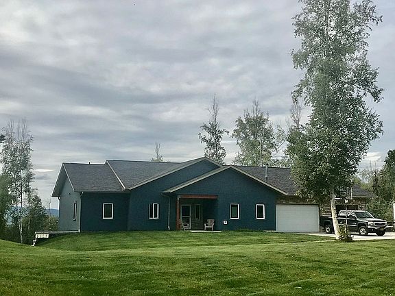 2nd image of 765 Suncrest Dr