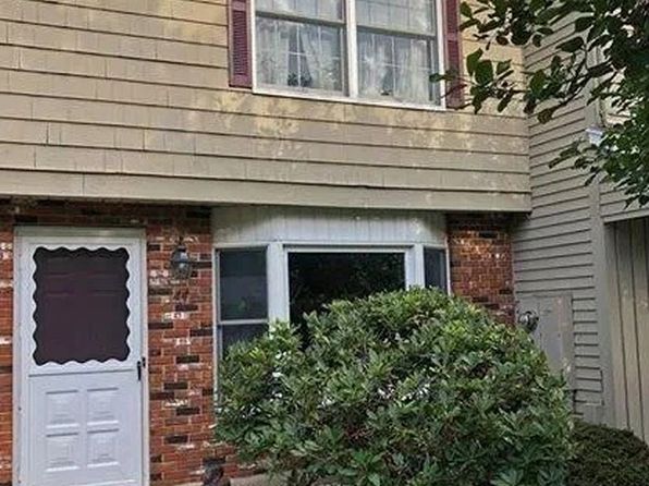 44 Concord Dr #44
