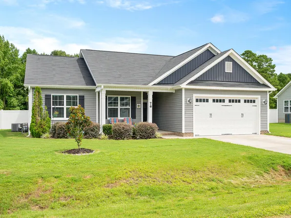 76 Day Lily St, Selma, NC 27576