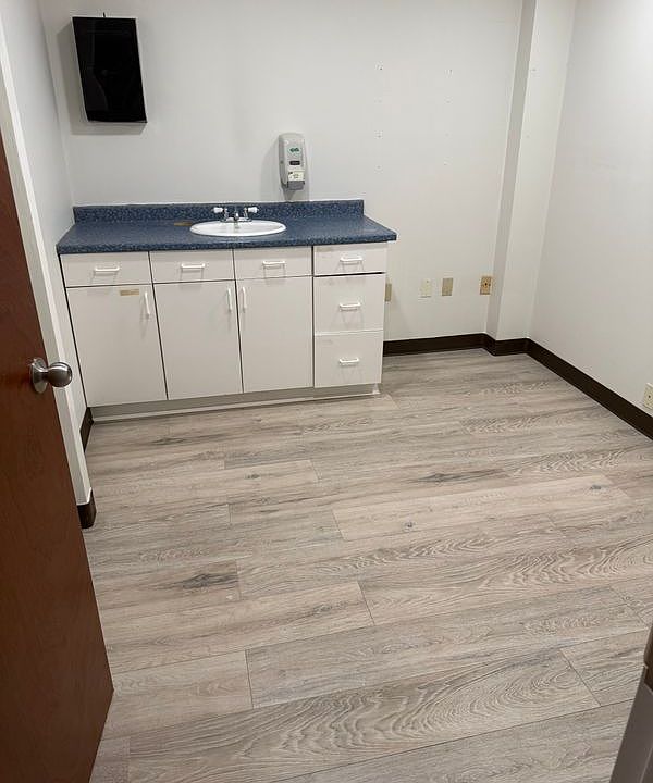 2nd image of 32 Central Ave