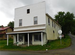3917 Main St, Fallowfield, PA 16110