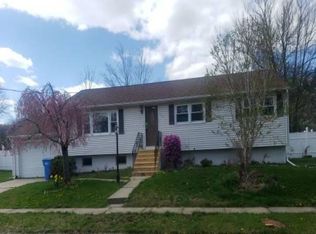 58 Williamson Rd, Hamden, CT 06517