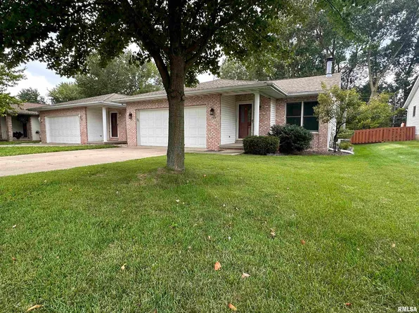 2309 Checkerberry Ln, Springfield, IL 62711