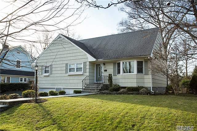 1st image of 439 Pine Acres Blvd