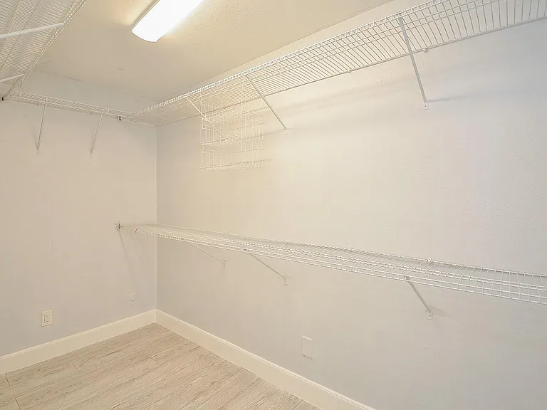 12633 Memorial Dr #174 — Photo 14