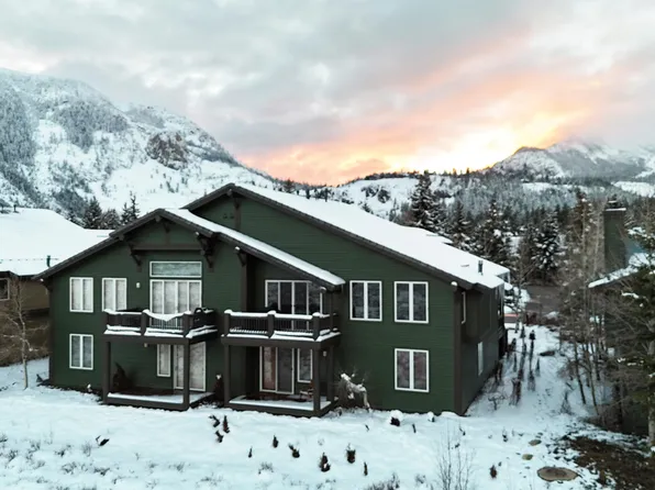 819 Fairway Cir APT 819, Mammoth Lakes, CA 93546