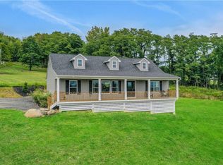 17 Cameron Ct, Marlboro, NY 12542